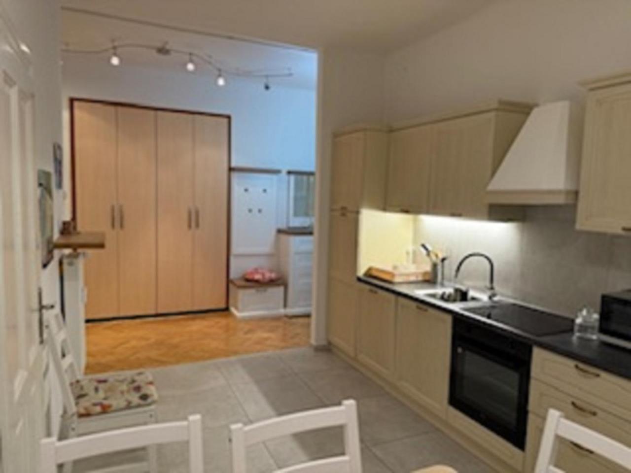 Central Residence Apartamento